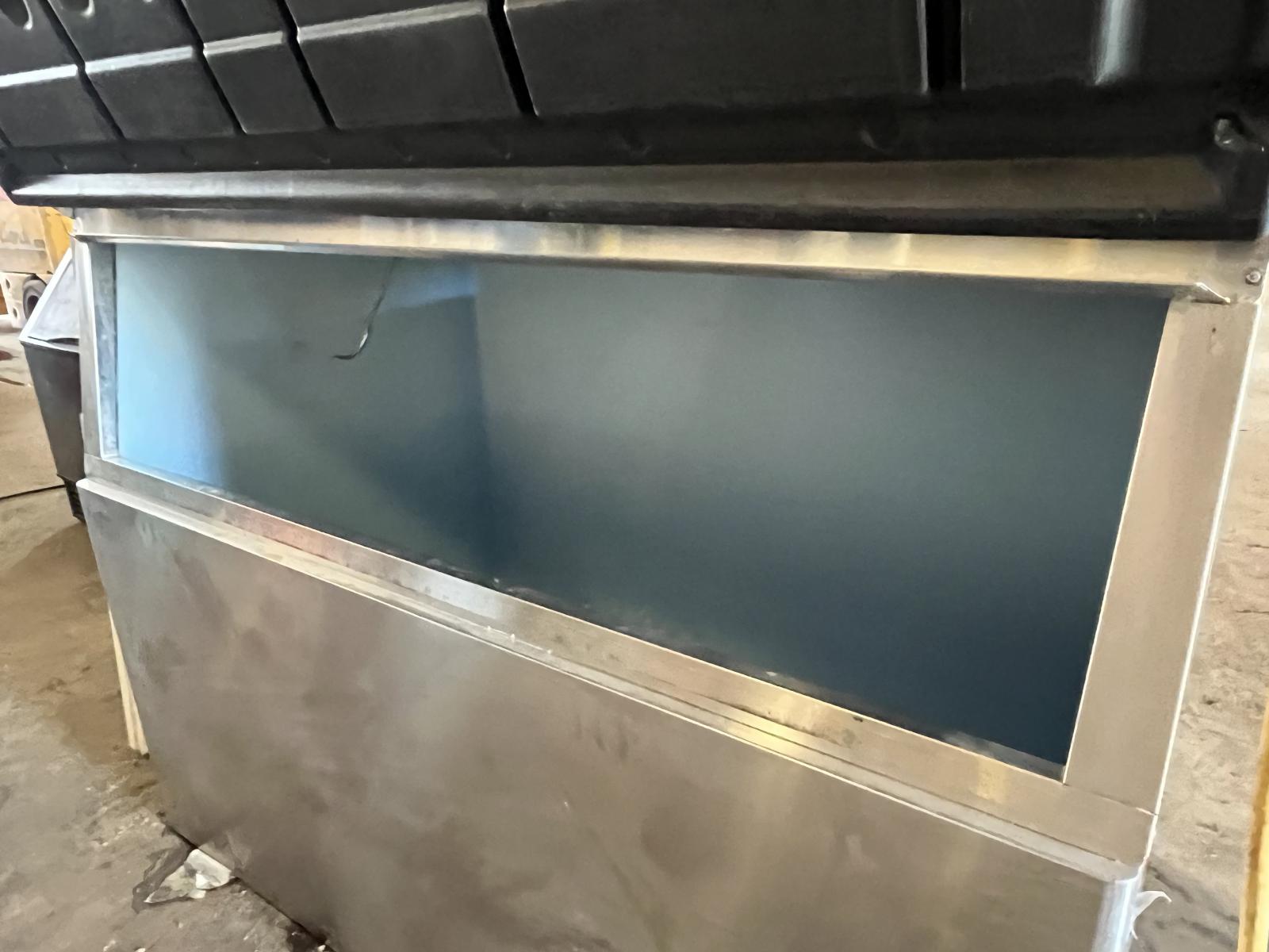 ./imagenes/INVOICE/2019/17912/MAQUINA PARA HACER HIELO HOSHIZAKI KM-1300MAH (5).JPG